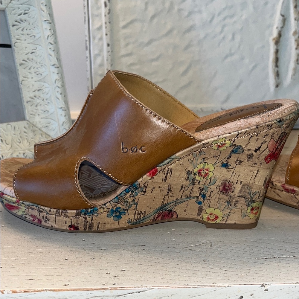 b.o.c. Tan Floral Wedge Sandals - Picture 6 of 11